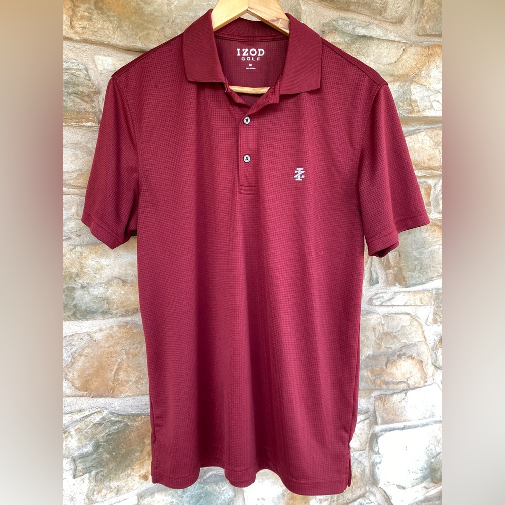 Men’s medium Izod sort sleeve shirt